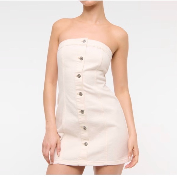 Abercrombie & Fitch Dresses & Skirts - Abercrombie & Fitch Cream Strapless Button-Front Mini Dress